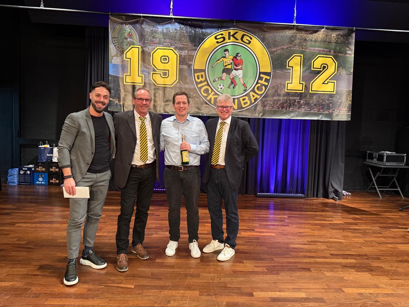 Spielerehrung: Alexander Meyer für 332 Spiele