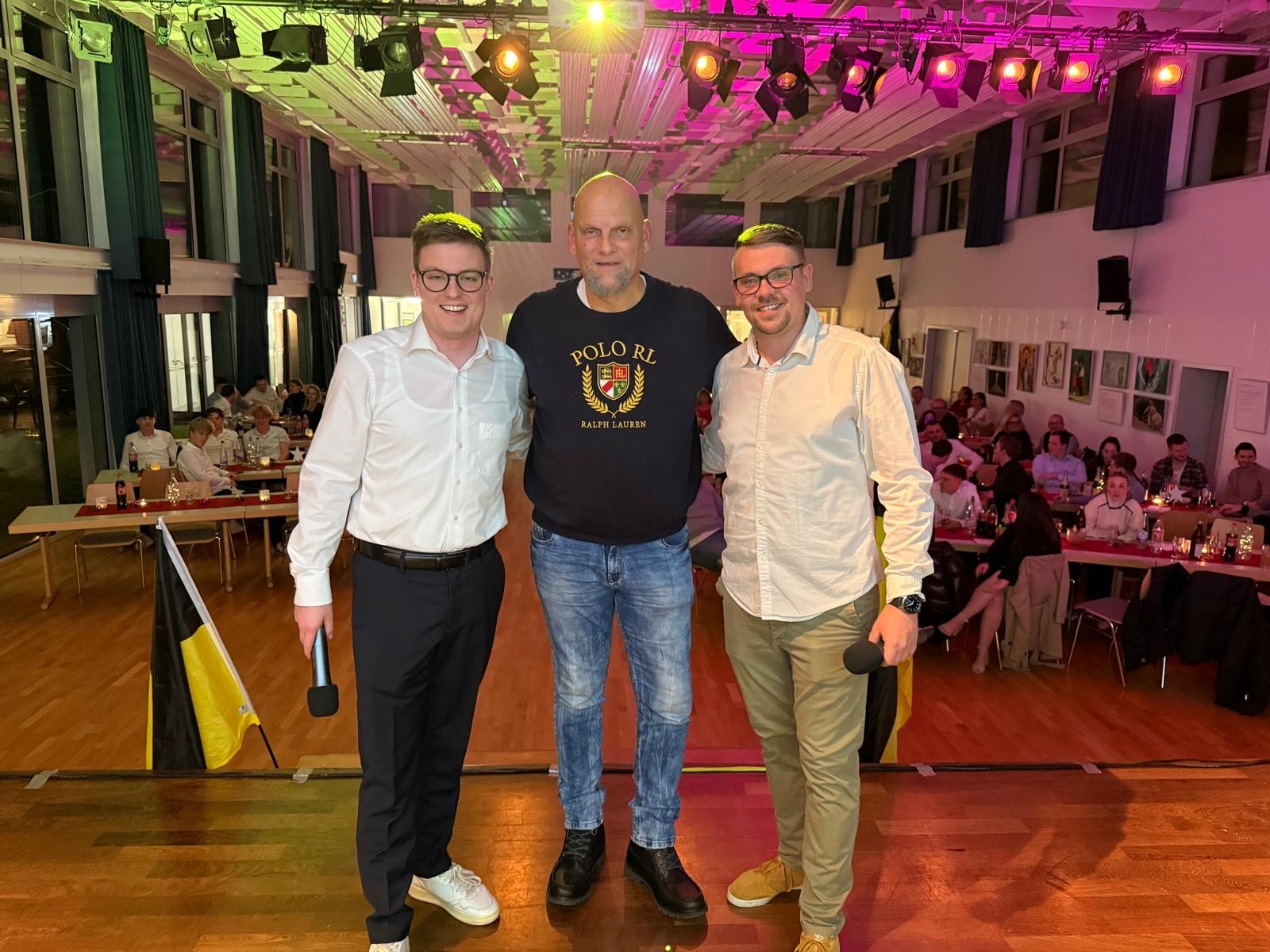 Ehrung Torwarttrainer Dirk Zeume